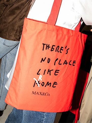 Roma Opening Maxandco Carousel Desktop(1) Maxandco